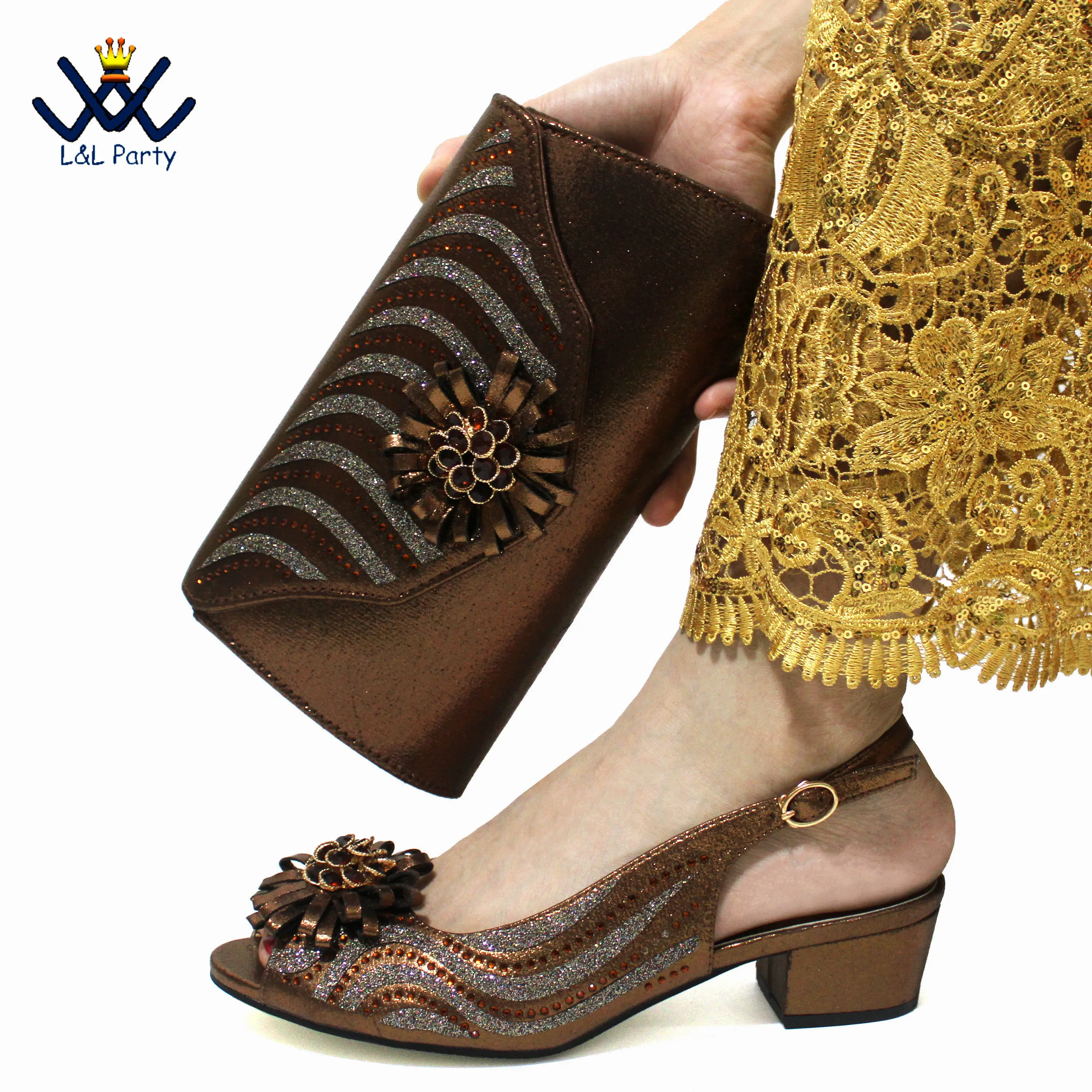 Low Heels New Arrivals Italian Design Nigerian Women Shoes and Bag Set in Coffee Color Comfortable Heels with Appliques for Part