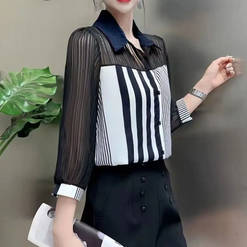 

2023 Spring and Summer Hong Kong Flavor Light Luxury Luxury High Grade Lapel Stripe Commuter Simple Loose Covering Meat Shirt