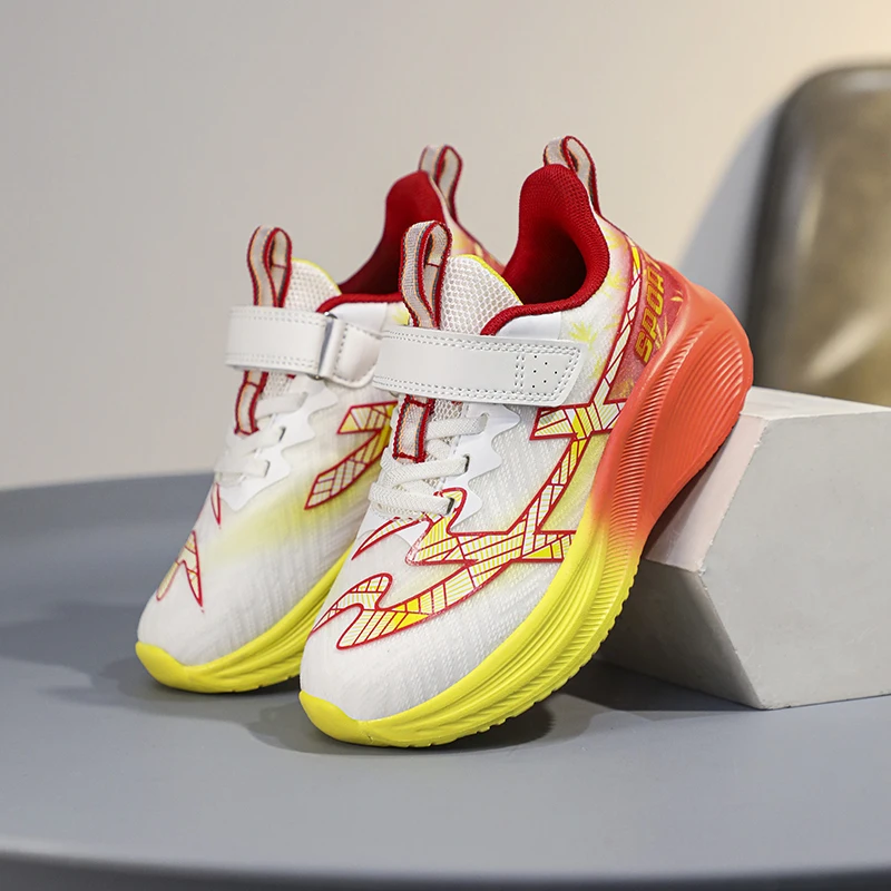 

Boys' shoes Men's waterproof leather sneakers 2024 new young primary school students Velcro light soft soled running shoes