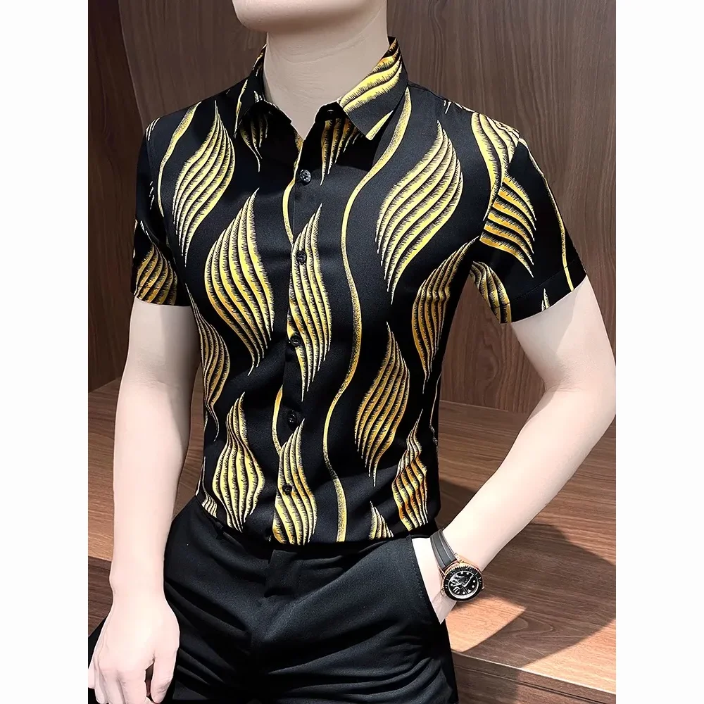 قميص رجالي وسيم بأكمام قصيرة قميص صيفي جديد على شاطئ هاواي متعدد الاستخدامات مزين بالزهور