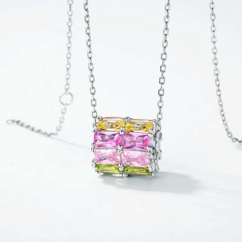 

New Geometric Ice Flower Cut Colorful Zircon Pendant NecklaceS925Silver plating18KGold-plated rainbow zirconium clavicle chain