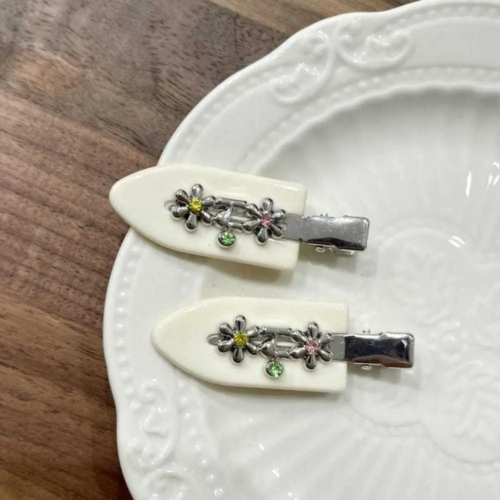 Retro Rhinestones Traceless Hairpin Flower Duckbill Clip Acetate Hairpin Korean Style Headwear Makeup Hair Clip