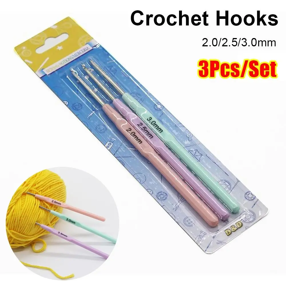 

3Pcs/Set New Plastic Handle Crochet Hooks 2.0/2.5/3.0mm 13.7cm Knitting Needle Knitting Tool for Yarn DIY Craft