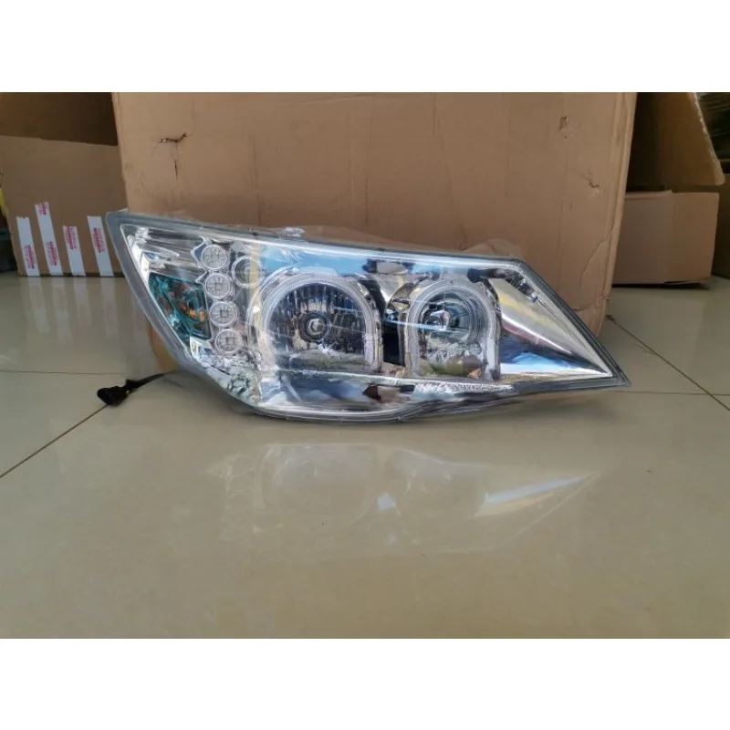 Bus Headlight Bus Accessories Applicable Vehicle Model Slk6872/6902/6112/6606