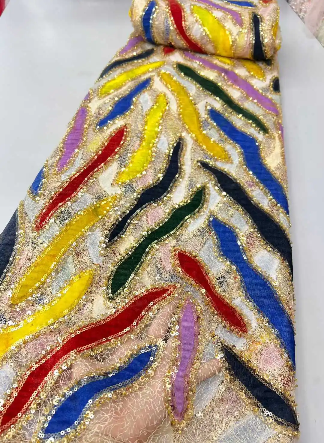 

5 Yards Luxurious African Groom Sequins Lace Fabric High Quality French Embroidery Heavy Beads Lace Nigerian Sewing Material