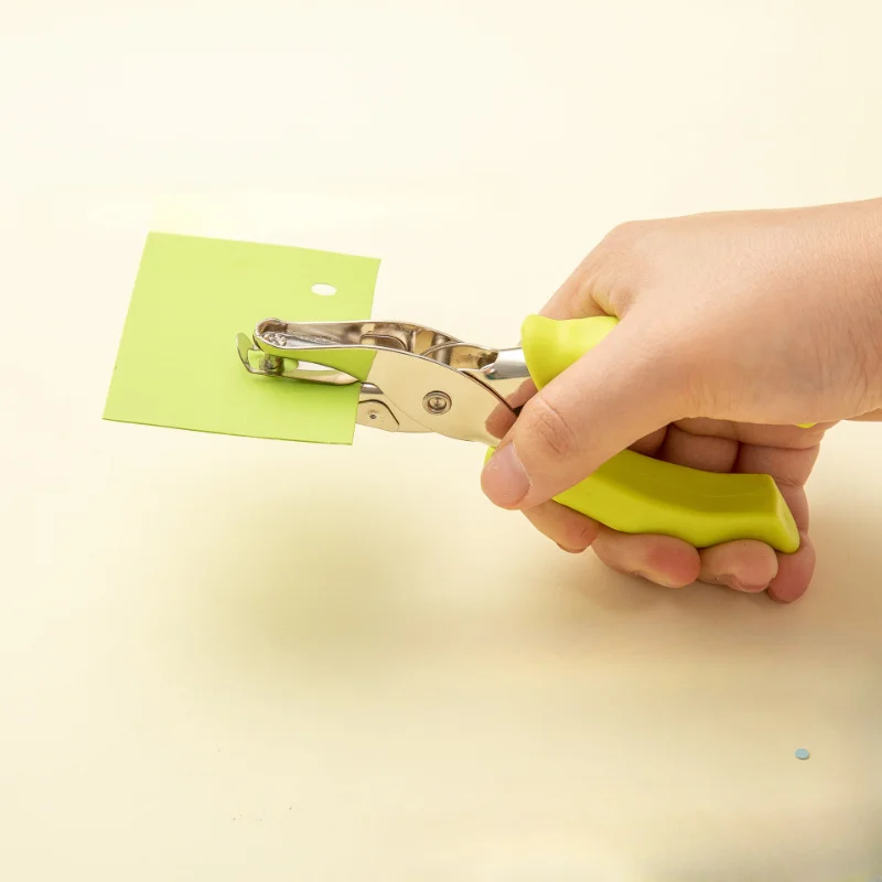 Дырокол для бумаги, ручной Дырокол