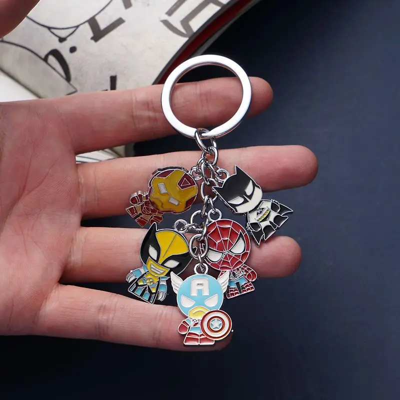 Marvel Avengers alloy keychain cartoon creative backpack pendant personalized accessories Spiderman Iron Man peripheral movies