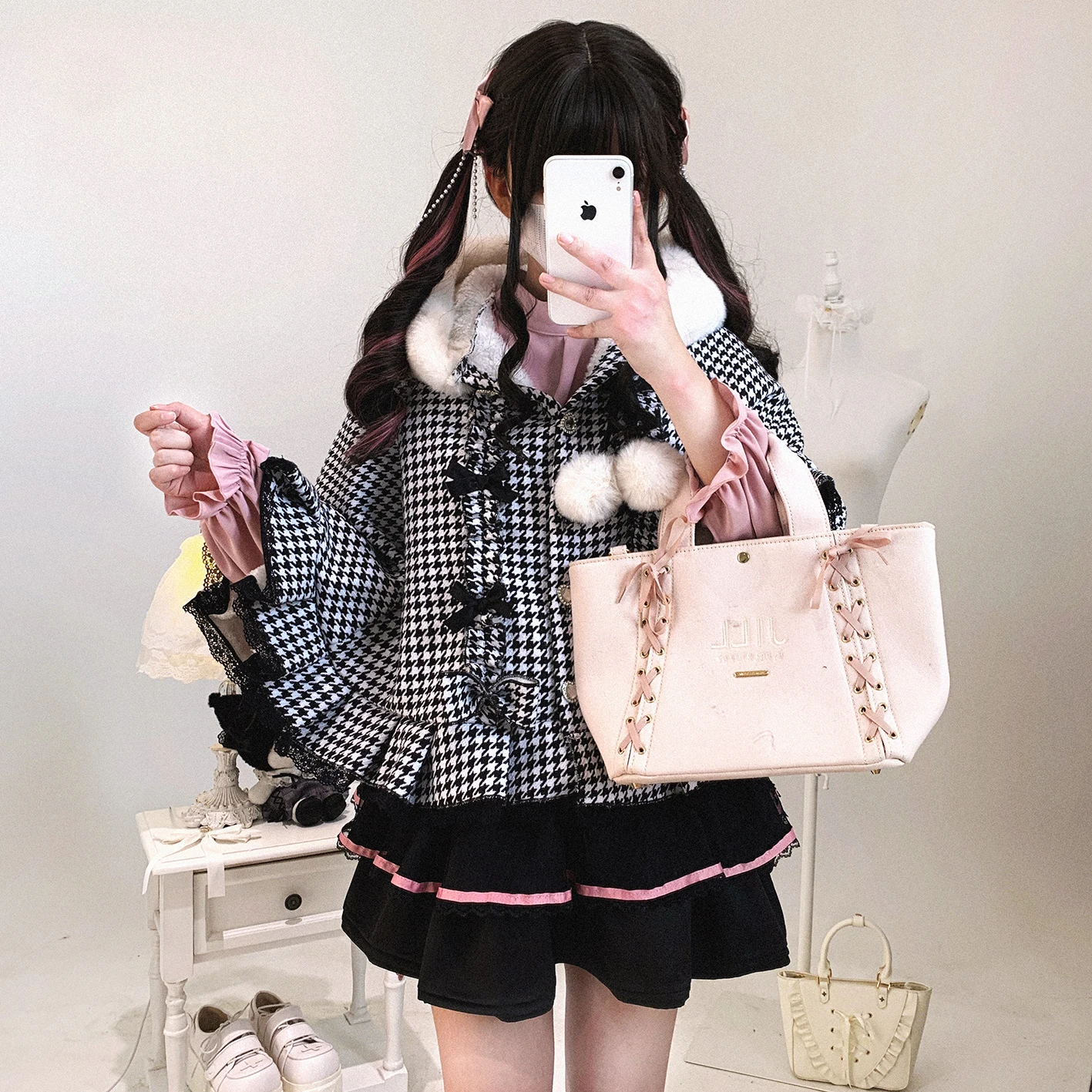 Originele Mijn Bruine Plaid Lolita Kapmantel Winter Nieuwe Meisje Leuke Strik Pluche Warme Y2K Capes Poncho's Japanse Korte Jas 2025