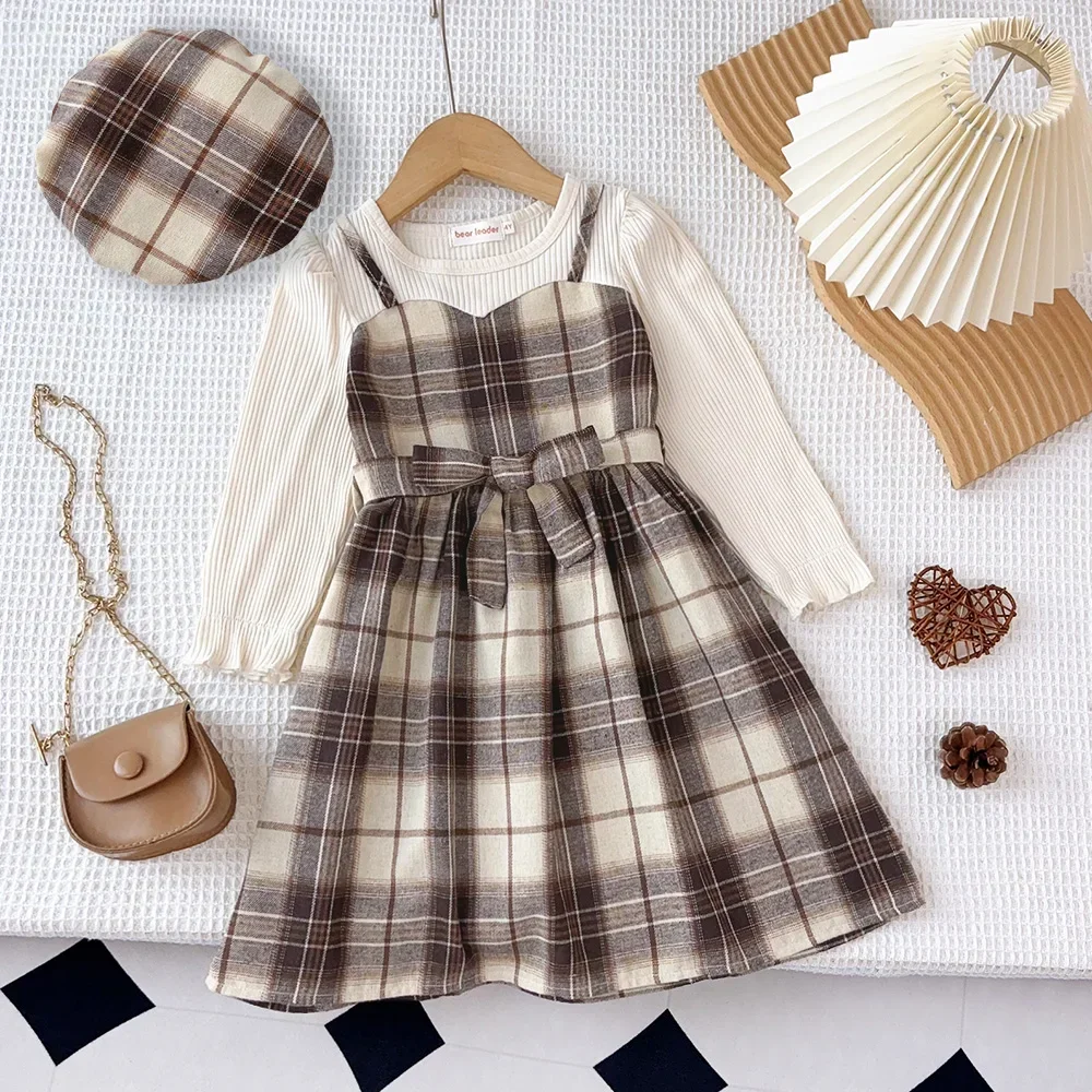 

2024 Spring and Autumn New Girls' Set Khaki Checkered Strap Skirt Fake Two Piece+Woolen Hat Two Piece Set Children's Clothing