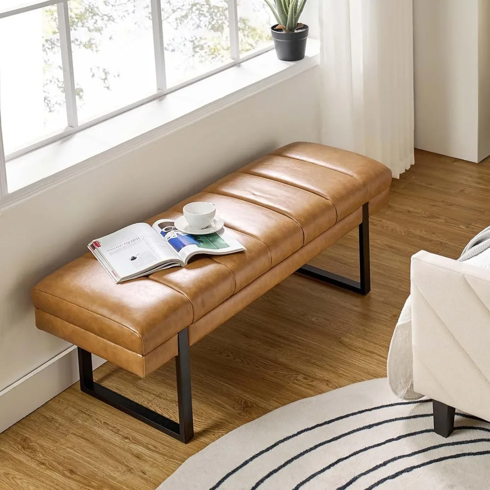 Banco de entrada de couro sintético de 53", banco de cama capitoné com botões, otomano para quarto, sala de estar com base de metal