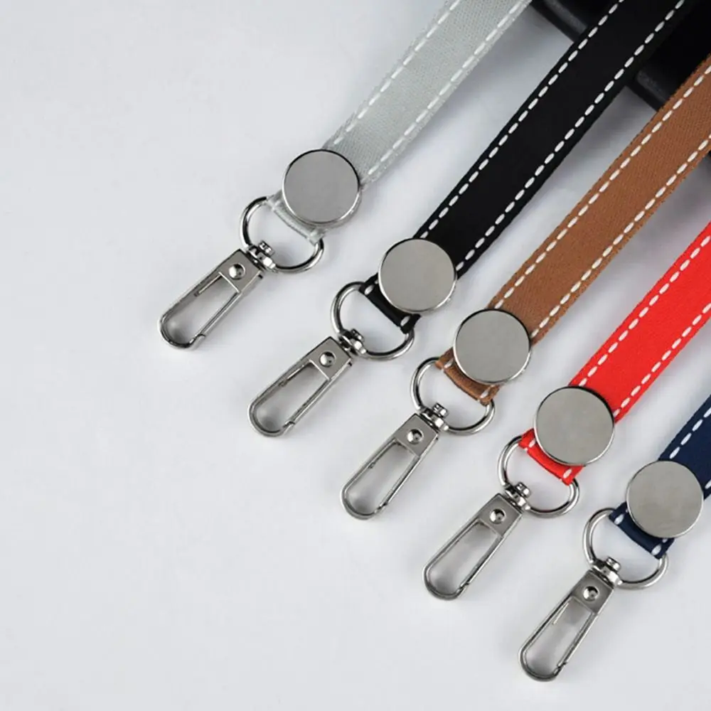 

Office Supplies Three Card Position Carabiner Style Key Chain Card Badge Holder Card Bag ID Lanyard Name Tag