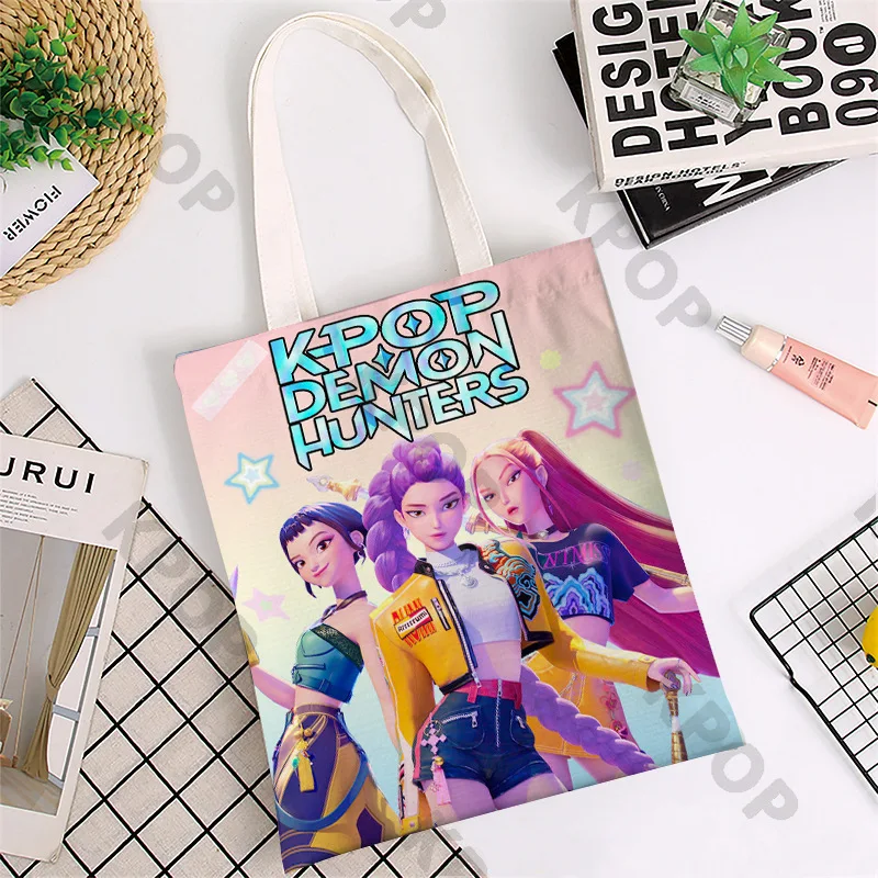 K-POP Demon Hunters Huntrix Saja Boys Bolso de mano de doble cara - Bolso de hombro de dibujos animados de anime Bolso de compras de gran capacidad Regalo