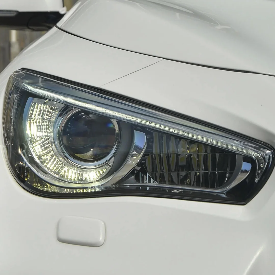 For Infiniti 2015-2022 Q50 Original High-Configuration LED Crescent-Shaped Daytime Running Adaptive Turning Headlight Assembly