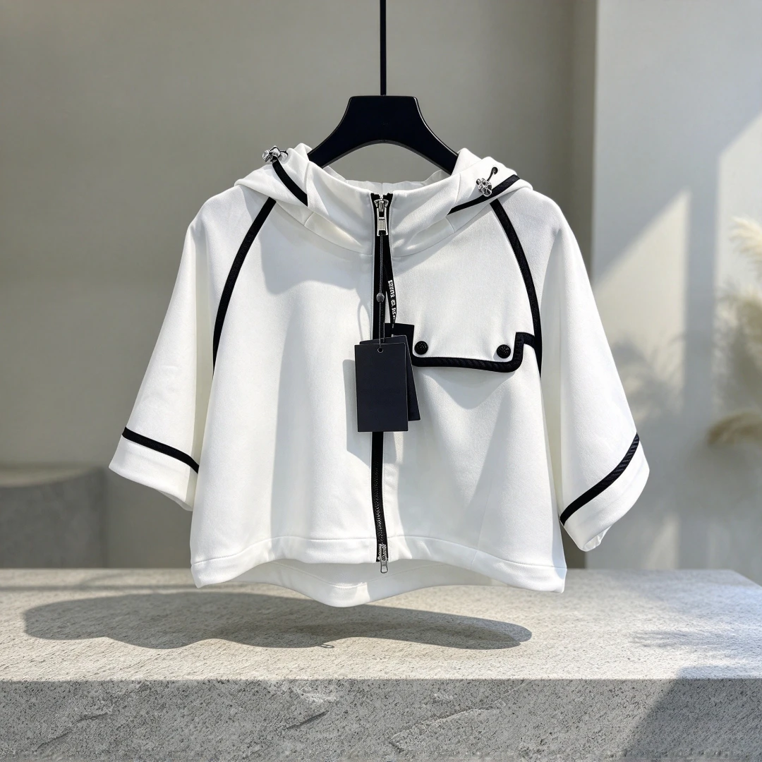 Women's Golf Hooded Cape Jacket 2026 Full New Korean Style Lightweight UV Protection Outdoor Zip-Up Quick-Dry Polyester Stretch