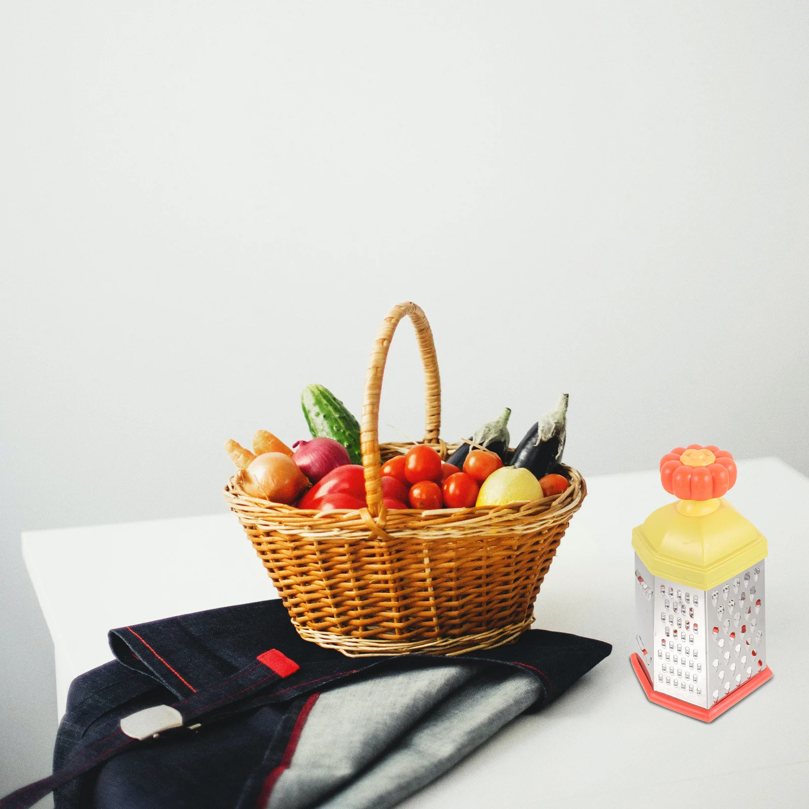 

Stainless Steel Kitchen Grater 6 Sides Vegetable Ginger Carrot Potato Box Grater Time Labor Saving Pumpkin Decor