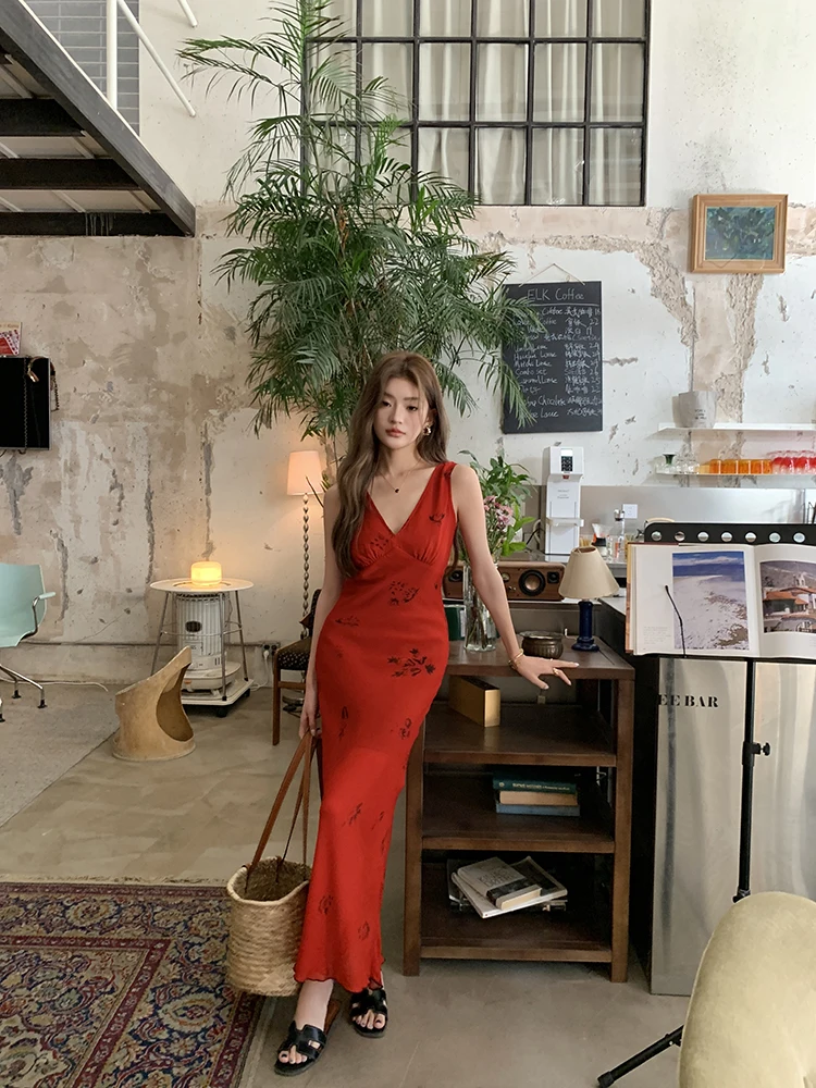 REDDACHiC San Valentino Abito rosso da donna in chiffon con stampa floreale Canotta con scollo a V Fasciatura Maxi abito lungo da spiaggia estivo in un unico pezzo