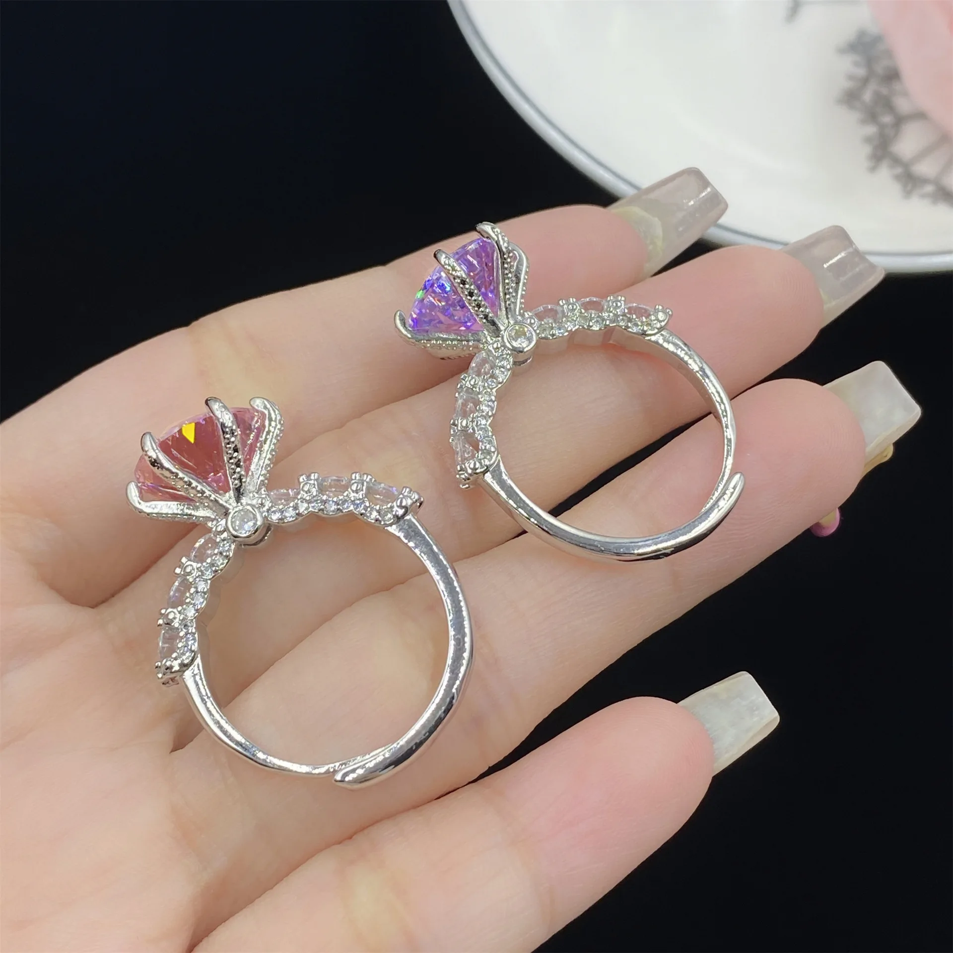 5-carat Starry Sky Cut Purple Lithium Brilliance Pink Zircon Six Claw Simple Style Open Ring Female Fluorescent Lamp Color Chang