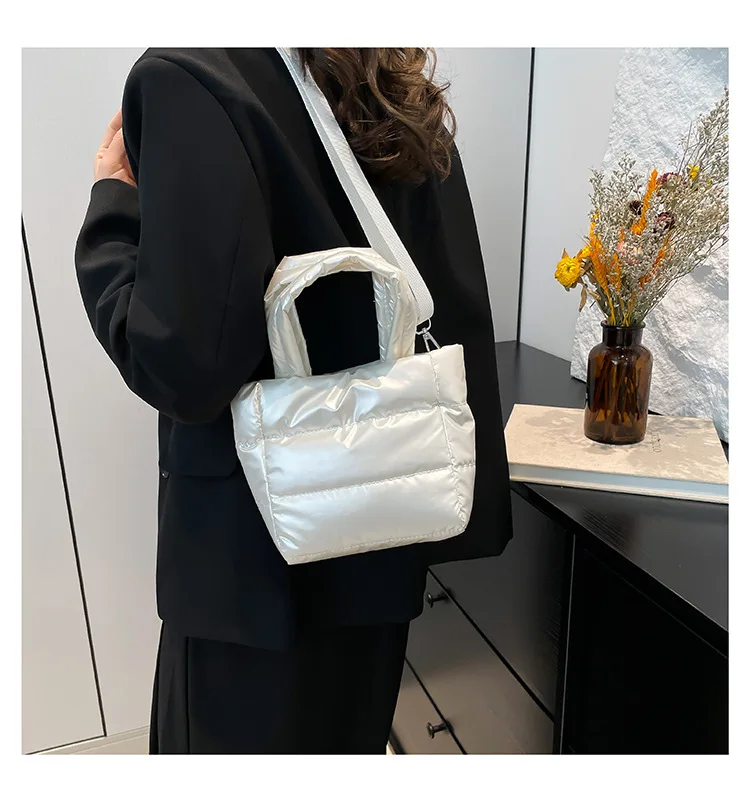 Frauen Taschen Frau Puffy Leichte Handtasche Große Kapazität Gesteppte Schulter Tasche Verstellbaren Riemen Puffer Tote Handtasche Einkaufstasche – Detail 14