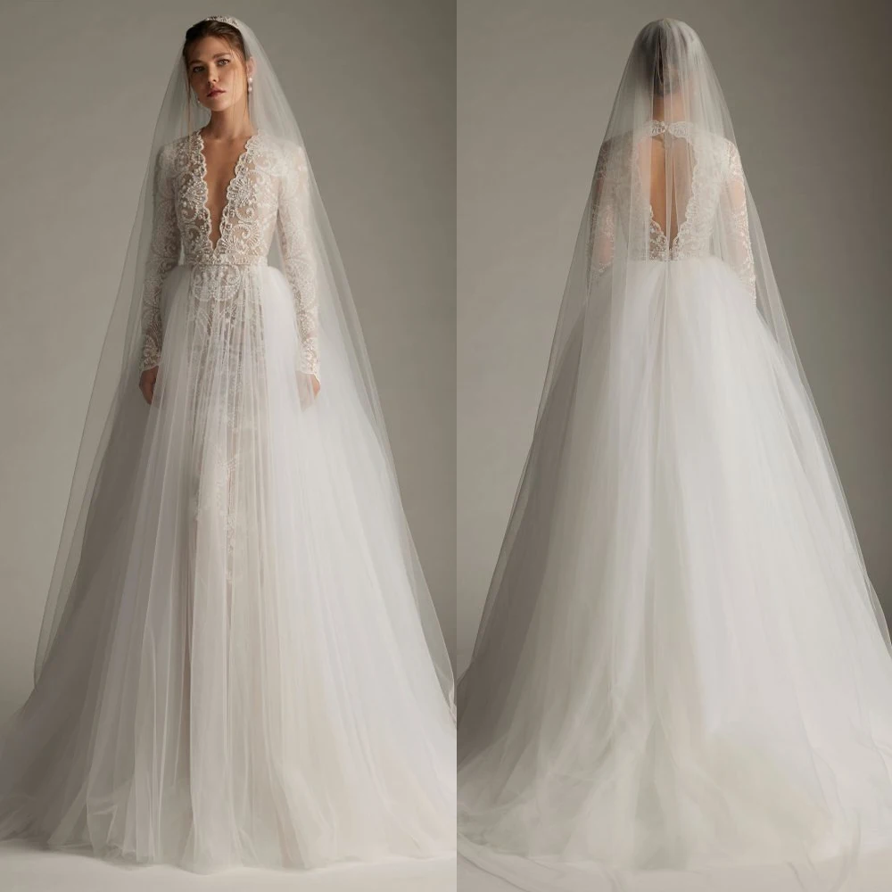 Noble Wedding Dress V-Neck Long Sleeves Beaded Backless Button Ball Gown Bride Gown Court Train Vestido De Novia Customized
