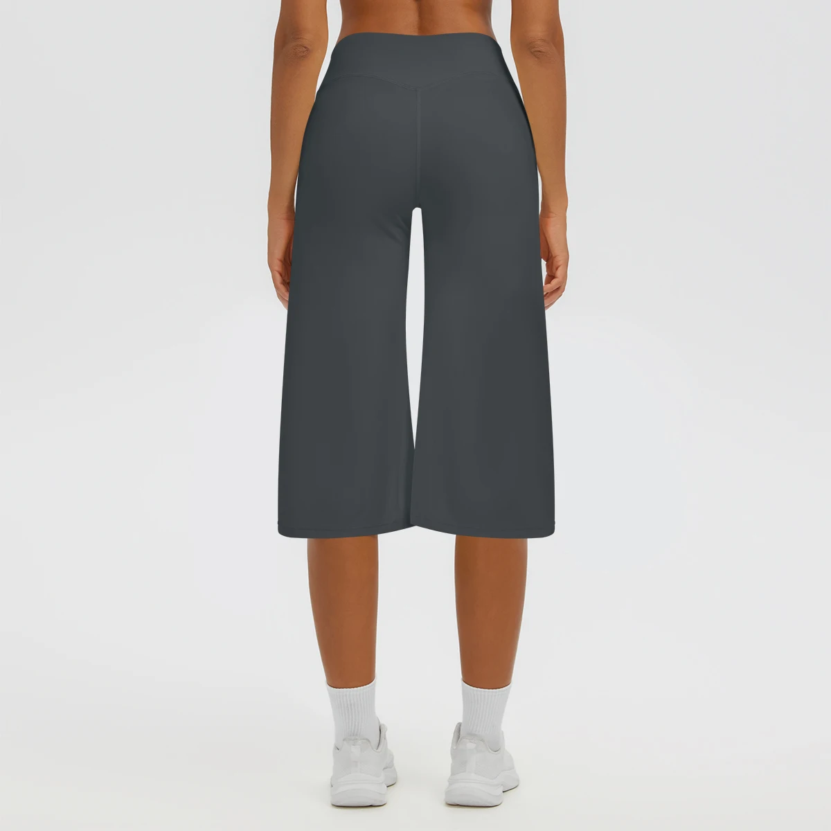 New High Stretch Loose Capri Pants for Woman Quick Drying Yoga Pants Quick Drying Push Up Running Pants Customizable Logo