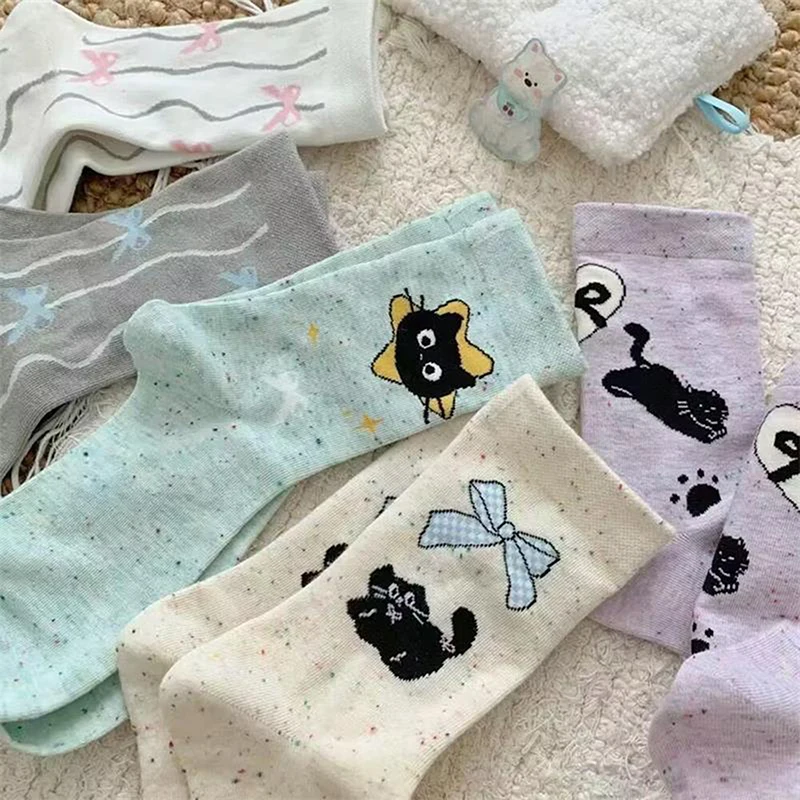 1 Pair Women Socks Cotton Cute Cat Bow Prints Middle Tube Socks Fashion Four Seasons Sweat-wicking Breathable Socks Girly Gifts