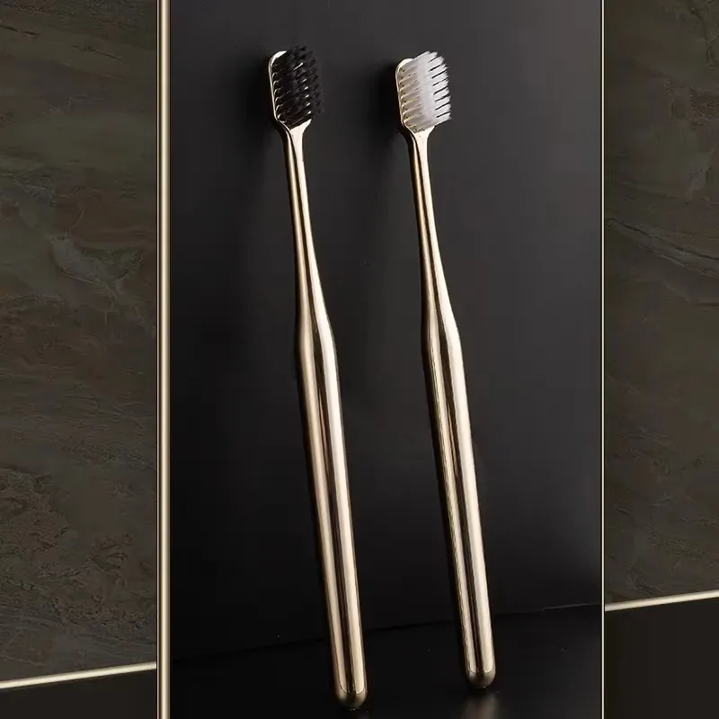 4/8Pcs Luxury Soft Toothbrush Men Women Adult Tooth Brush Gold Silver Dental Brushes Elegance Gentle Toothbrushes Drop Shipping