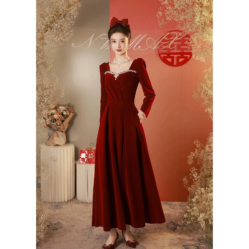 Robe de mariée longue à manches longues pour femmes, col carré perlé, vin rouge, fiançailles, Rh, robes de soirée, printemps, nouveau, 2024