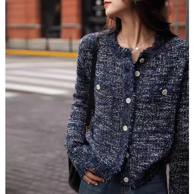 Elegancki damski kardigan z długim rękawem, dzianinowy, miękki, ciepły, z frędzlami, ozdobny, jesienny top, odzież wierzchnia.