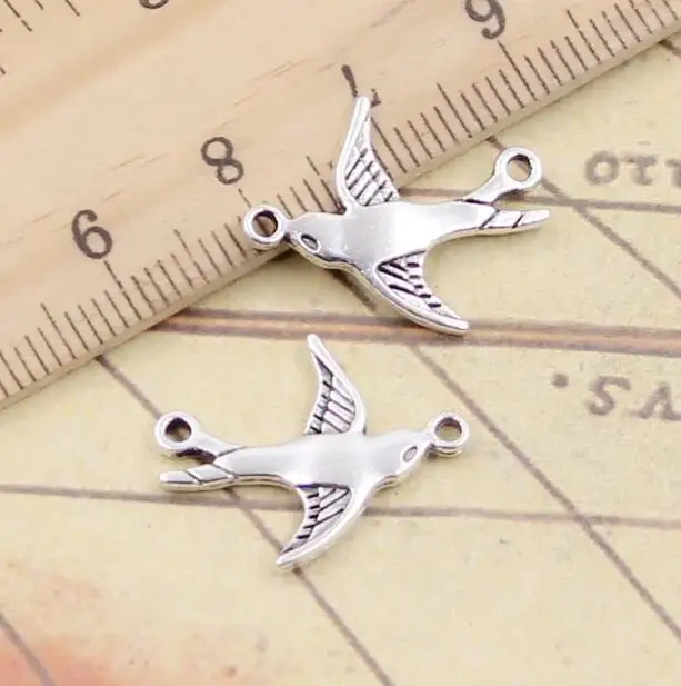 20pcs 20x17mm Alloy Charms Swallow Bird Tibetan Silver Connector EF3806