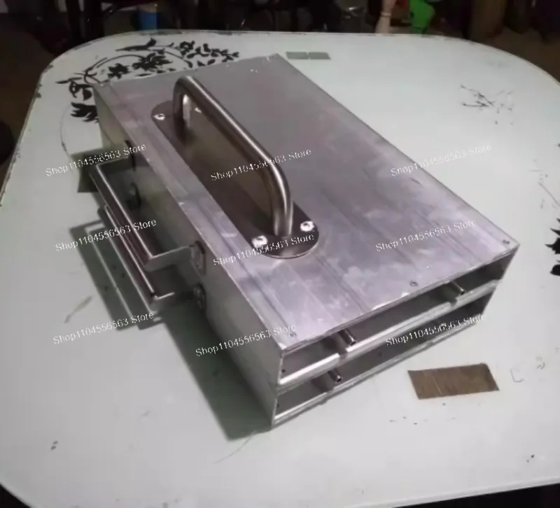 Water-Cooling Beeswax Foundation Machine with Silicone Mold, Langstroth & Dadant Size Electric Press for Beekeeping Tool