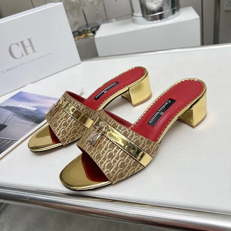 

CH Women's Heeled Wearable Slippers Niche Classics Women's Office Slippers Letters Printed Designs Mature Style