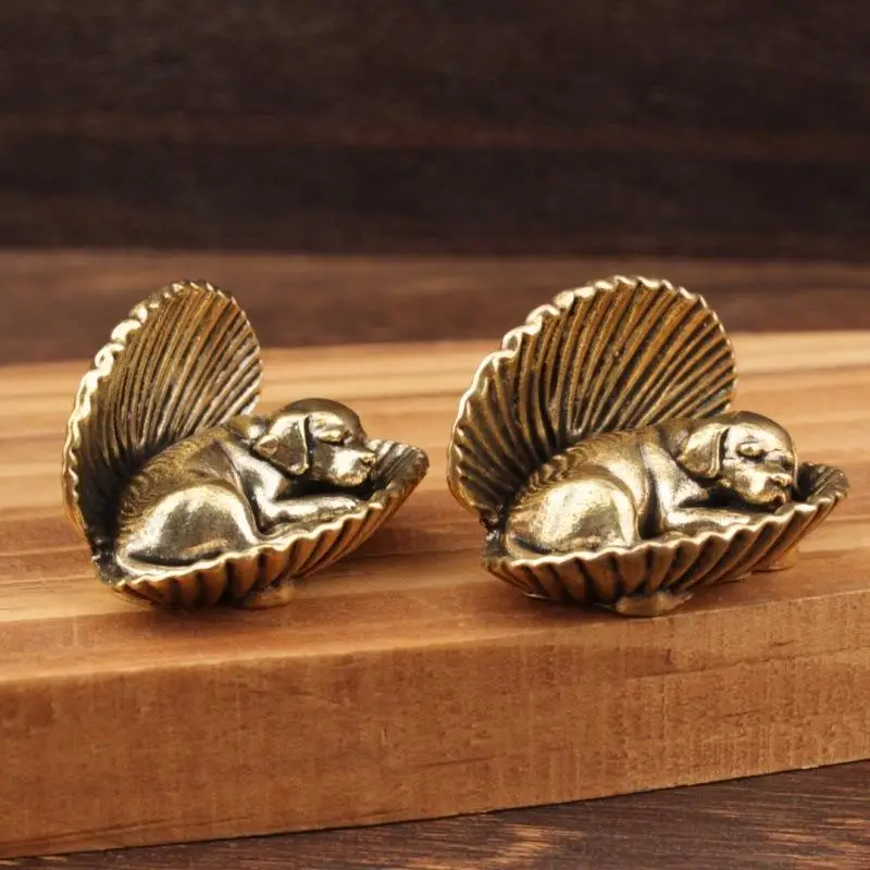 【S】Pure Brass Sleeping Puppy In Shell Statue Vintage Brass Sausage Dog Figurines Desktop Feng Shui Ornament Tea Pet Crafts Gifts