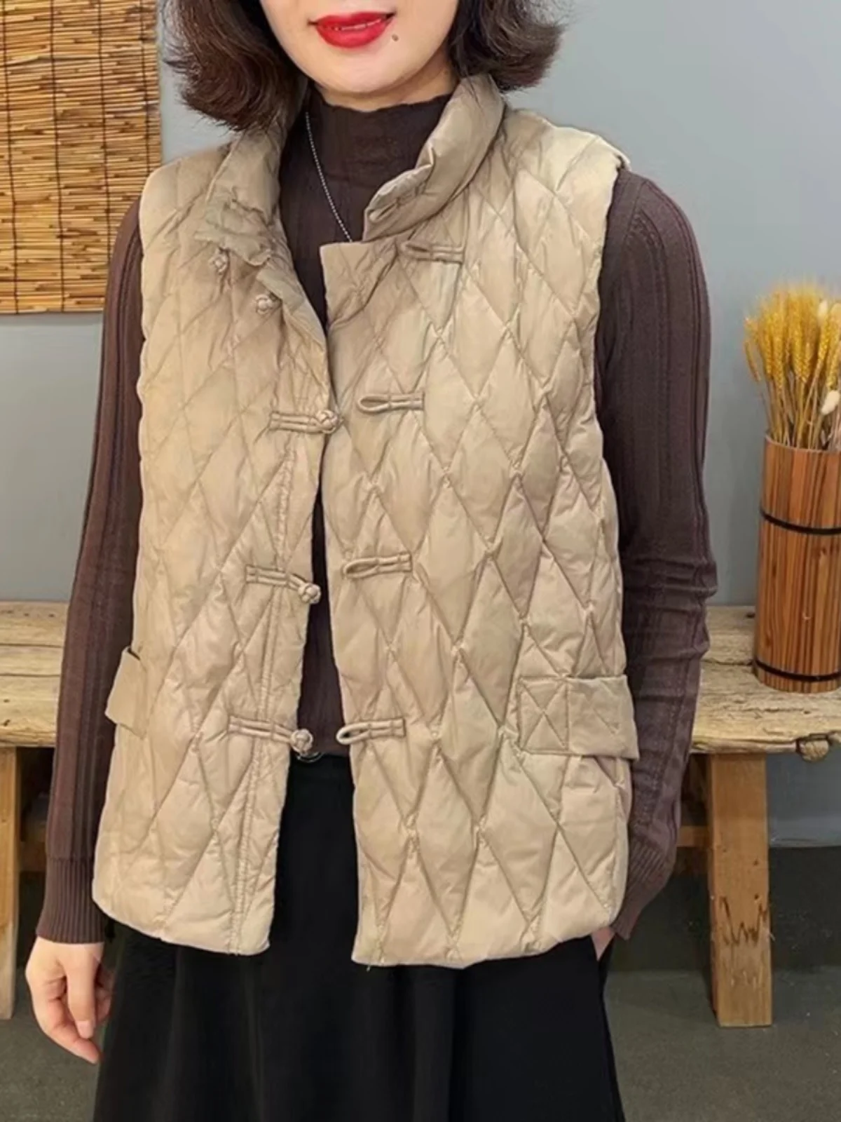 

Новый китайский национальный тренд, пуховый хлопковый жилет, женский зимний теплый жилет в стиле ретро на пуговицах, топ Thiened для поездок на работу