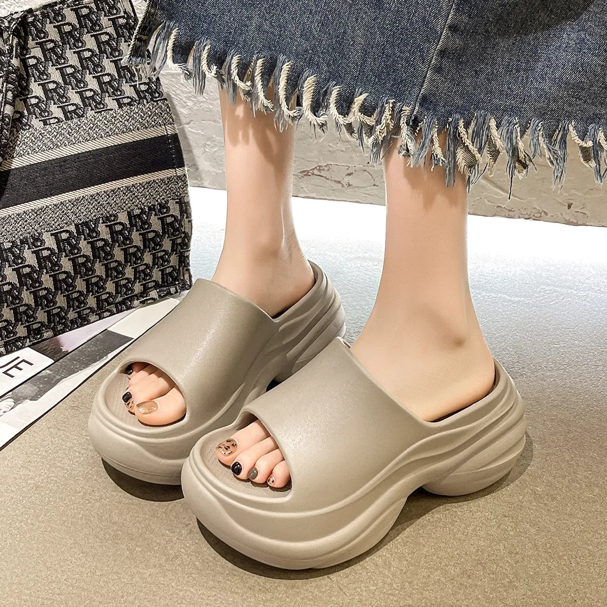 

Lidani, простые женские тапочки с толстой подошвой, женские нескользящие сандалии, новинка 2023 года, летние домашние нескользящие сандалии