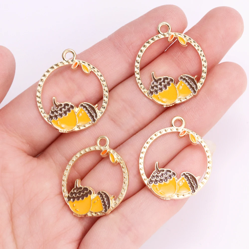 10Pcs Enamel Fox Maple Leaf Pine Cone Squirrel Charm Gold Color Metal Round Pendant DIY Key Chain Necklace Jewelry Accessories