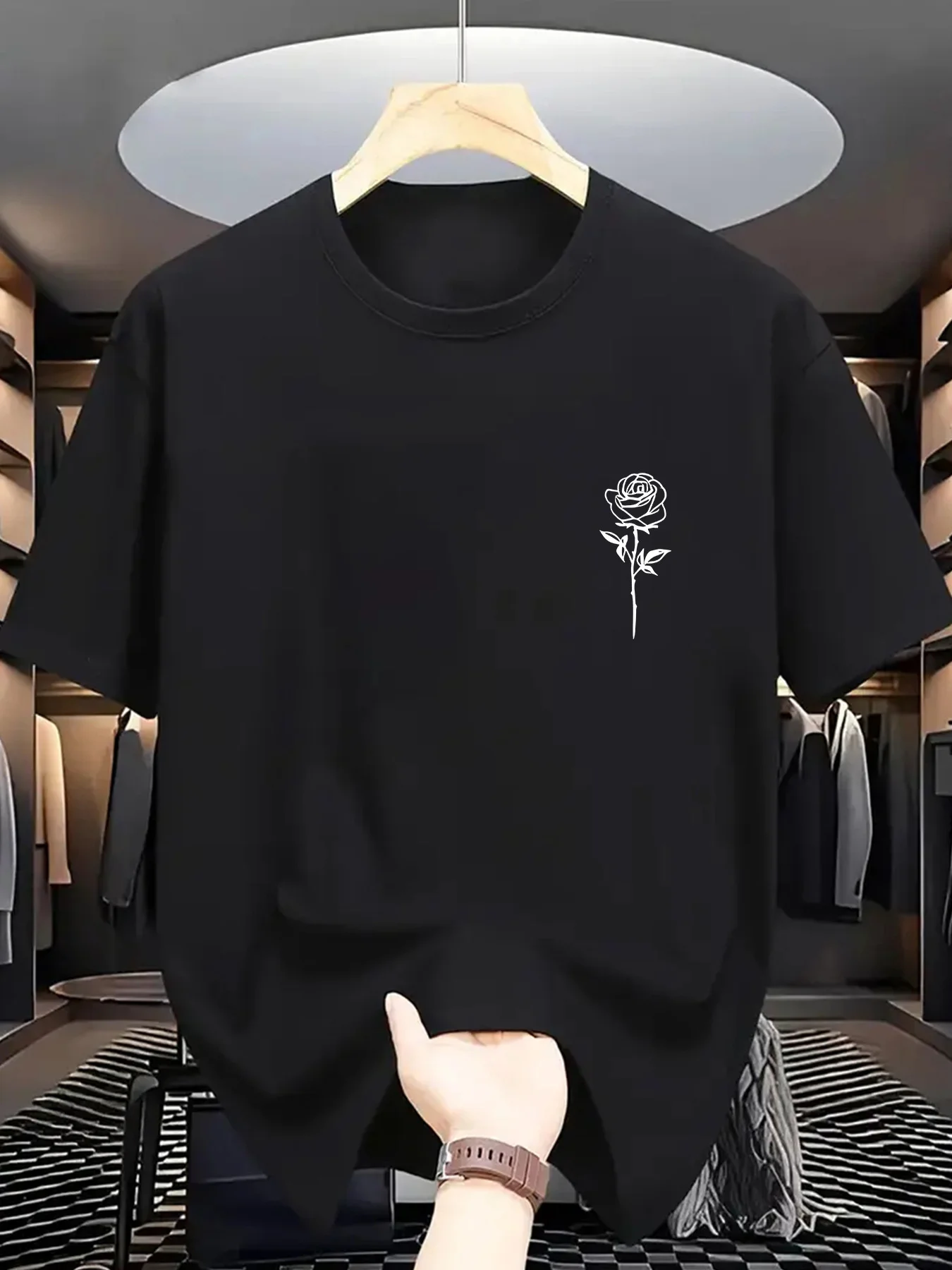 Bequemes multifunktionales Sport-T-Shirt für Herren mit Rosenmuster, kleinem Bild, schlichtem Stil, Kurzarm, Rundhalsausschnitt, Sport-Stil.