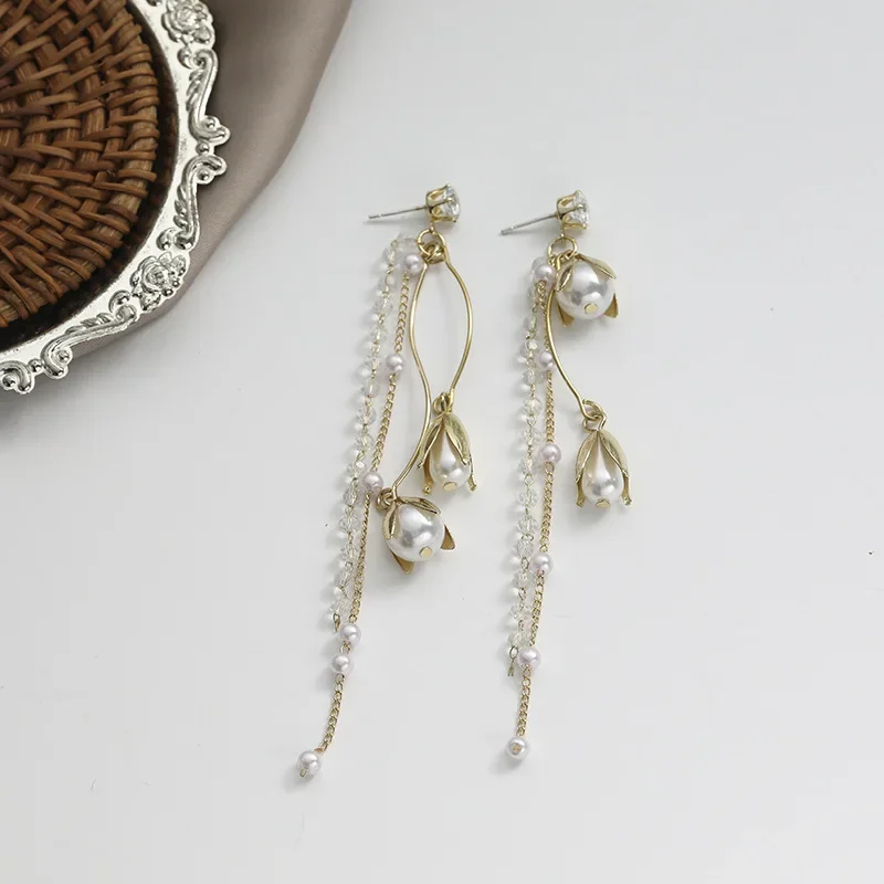 12 cm Korean Temperament Flower Tassel Clip on Earrings Without Piercing Long Pearl Crystal Clip Earrings No Pierced for Wedding