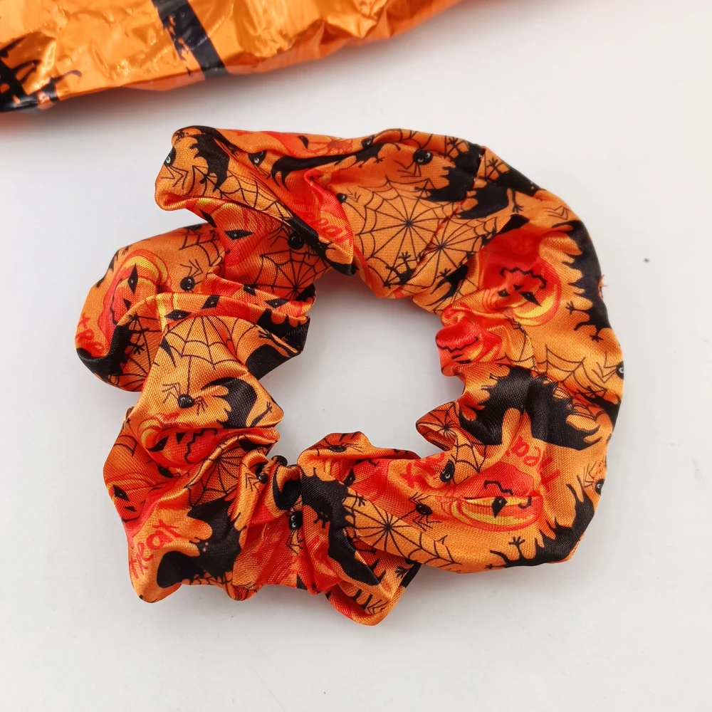 2pcs Halloween Hair Ties Elastics Pumpkin Ghost Spider Web Bats Hair Scrunchies for Women Girls Ponytail Holder Hair Band Ropes