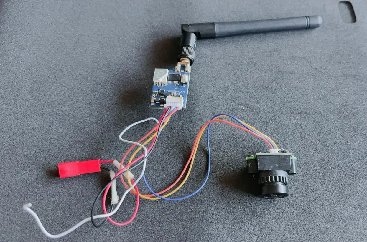 

TS5823 5,8 ГГц 600 МВт 40CH Модуль видеопередатчика фиксированной мощности FPV + комбинированная камера 1200TVL для дрона RC самолета