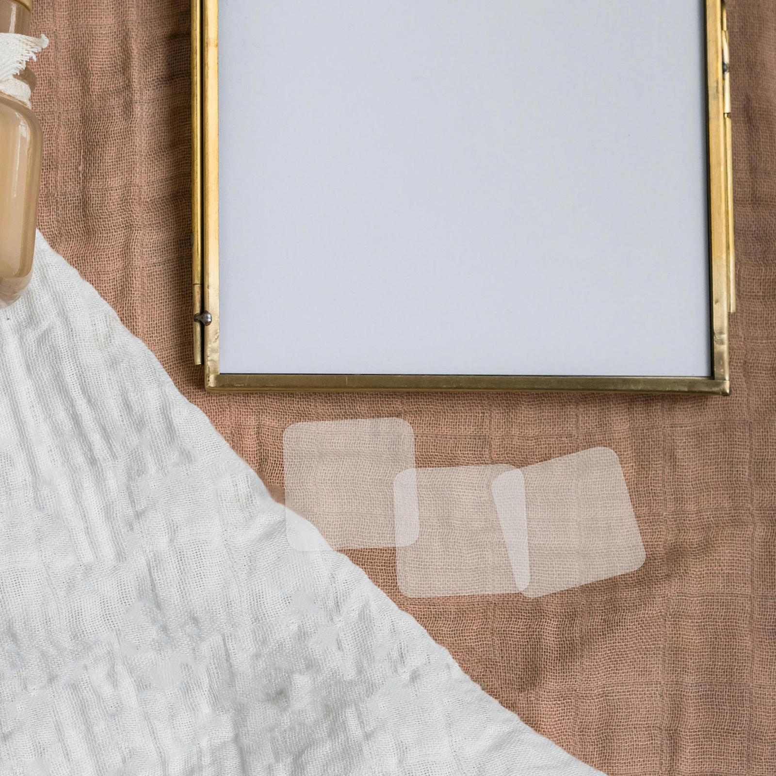 

20Pcs Transparent Double Sided Adhesive Pads Clear Sticky Mounting Squares for Wall Glass Door DIY Decoration No-Trace Fixing