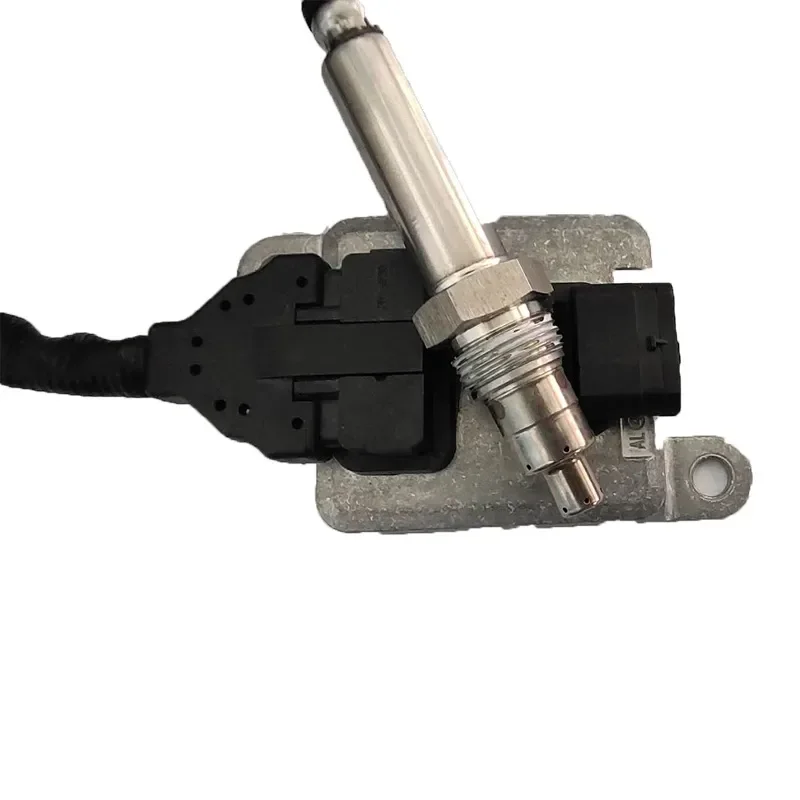 Nitrogen Oxygen Sensor NOx Sensor 5WK96740 for Cross-Border Use 12V