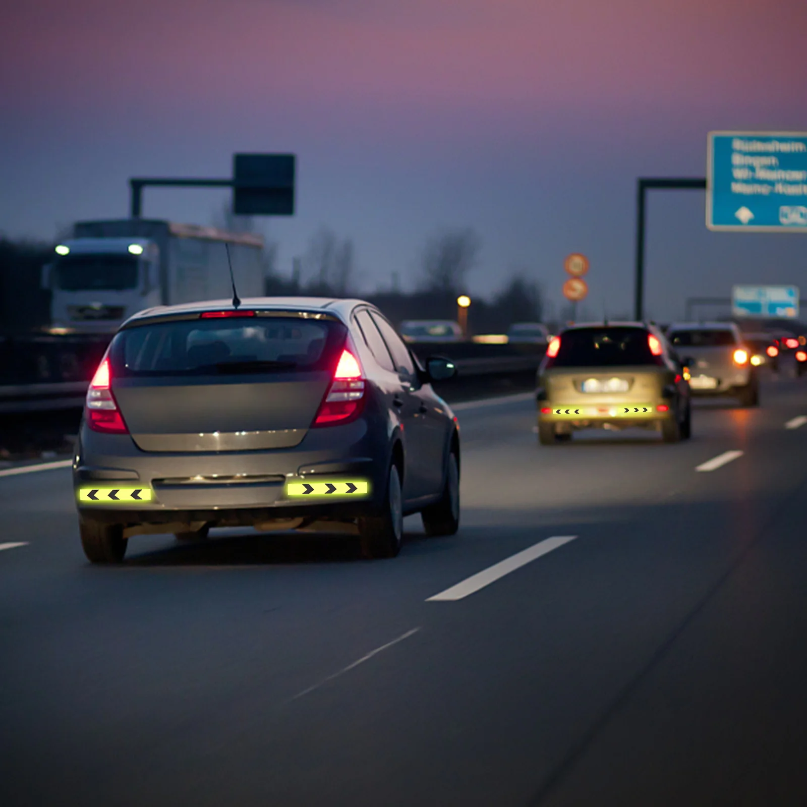 

1 Roll Reflective Warning Tape Waterproof Fluorescent Luminous Safety Indicator For Vehicles Road Markings Home Use Emergency