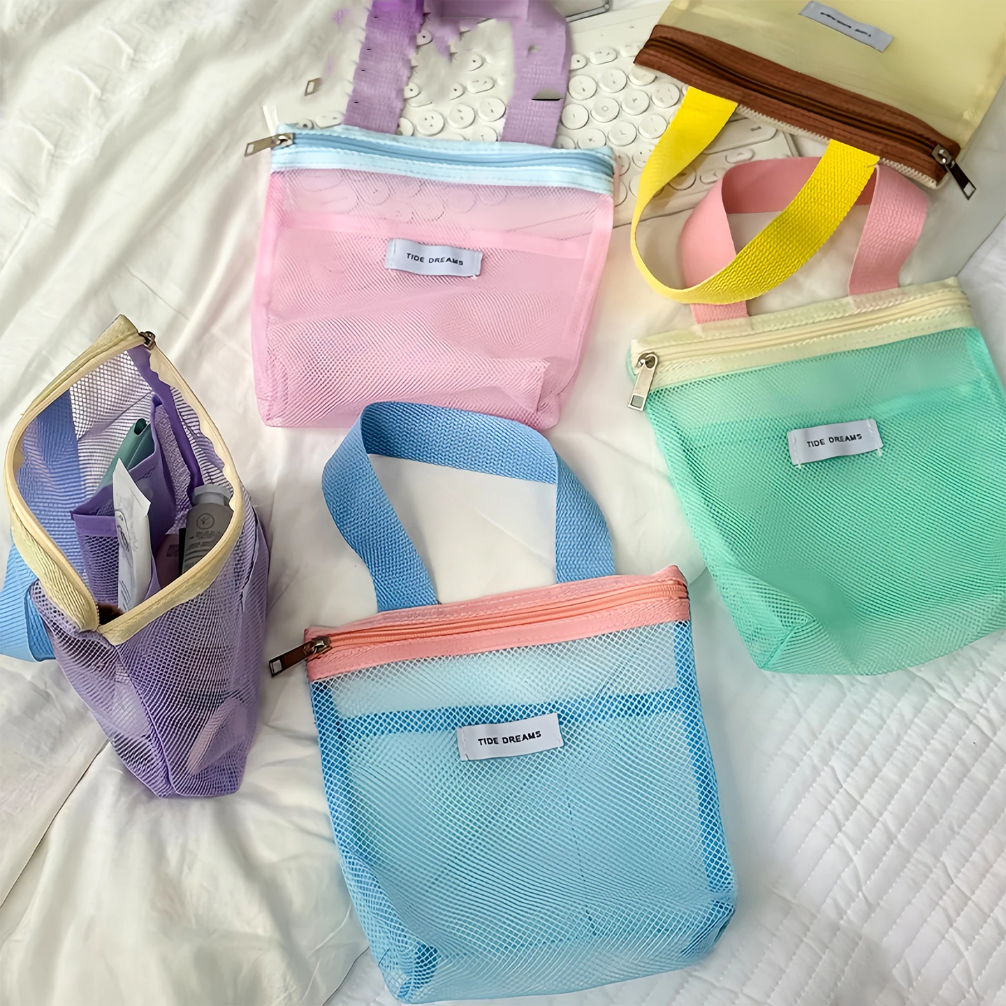 Portable Toiletry Bag Travel Swimming Makeup Bag Hand-held Waterproof Mesh Shower Fitness Beach Bag Storage Bag 2025 New