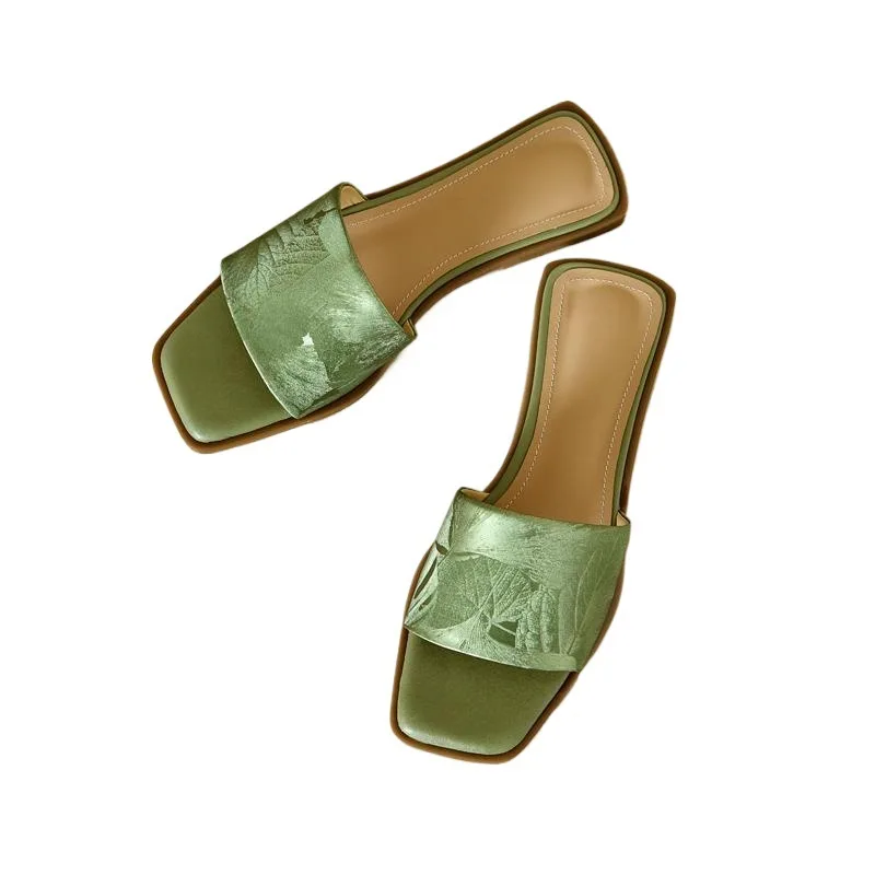 Summer New Style Temperament New Chinese Style Versatile Flat Sandals Lazy People Wearing One Line Slippers Outside