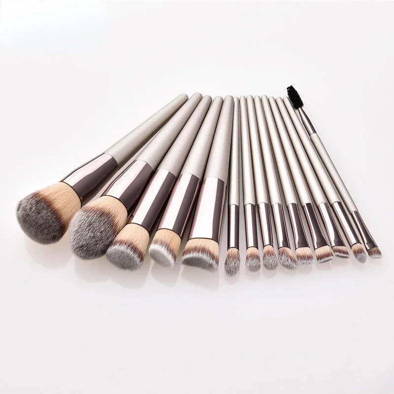 1/10pcs Professional Makeup Brush Set for Women Face Basic Foundation Powder Makeup Flat Head Makeup Brush Tools Cosmetic Brush