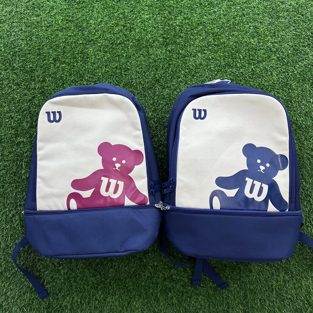 

Wilson Little Bear Printed Backpack Specialized Tennis Racket Bag For Teenagers Fashionable Minimalist Tennis Diagonal Cross Bag