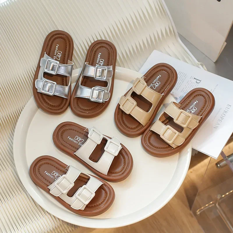 Sandali per bambini per ragazze 2024 estate nuova moda stile coreano morbido confortevole Casual Open-toe versatili scarpe da spiaggia fresche