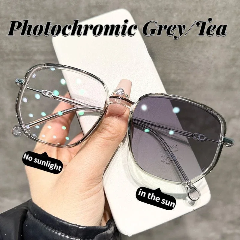 

Photochromic Myopia Women's Anti Blue Light Shiny Border 0 To -6.0 Large Frame Myopia Computer