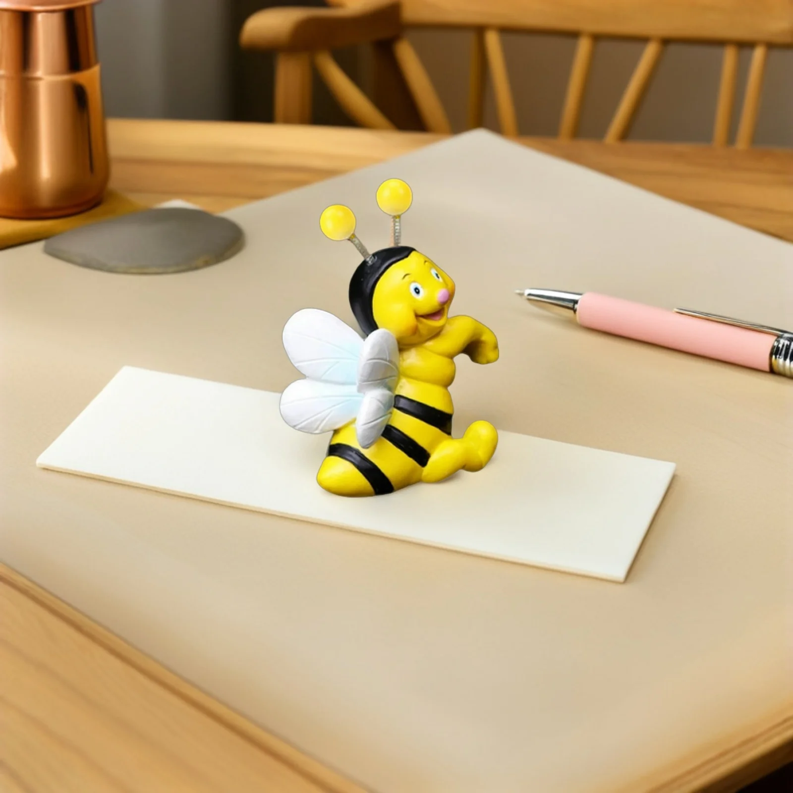 

Hanging Bee Resin Wall Planter Decor Climbing Animal Ornament For Garden Fence Balcony Patio Lawn Yard Outdoor Indoor