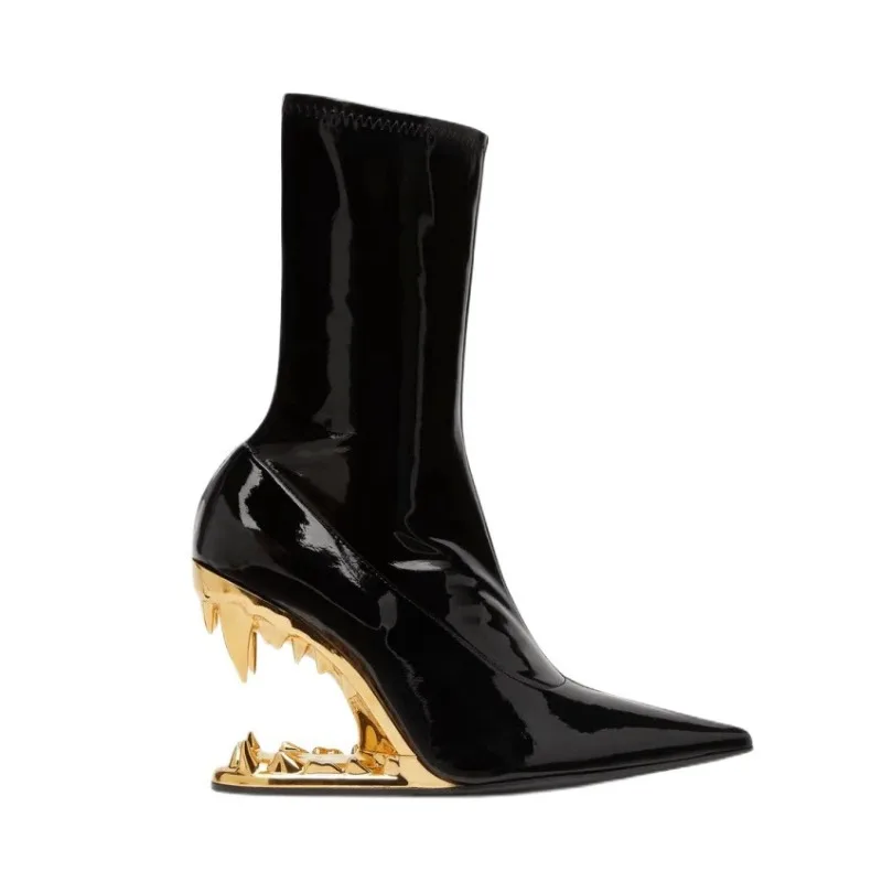 

Новые женские короткие ботинки Runway Gold Tiger Teeth Alien Heel из лакированной кожи с вырезами, на танкетке, в модном стиле